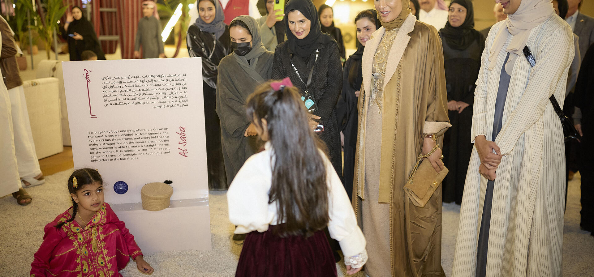 صاحبة السمو تشهد حفل افتتاح مهرجان دريشة للفنون الأدائية