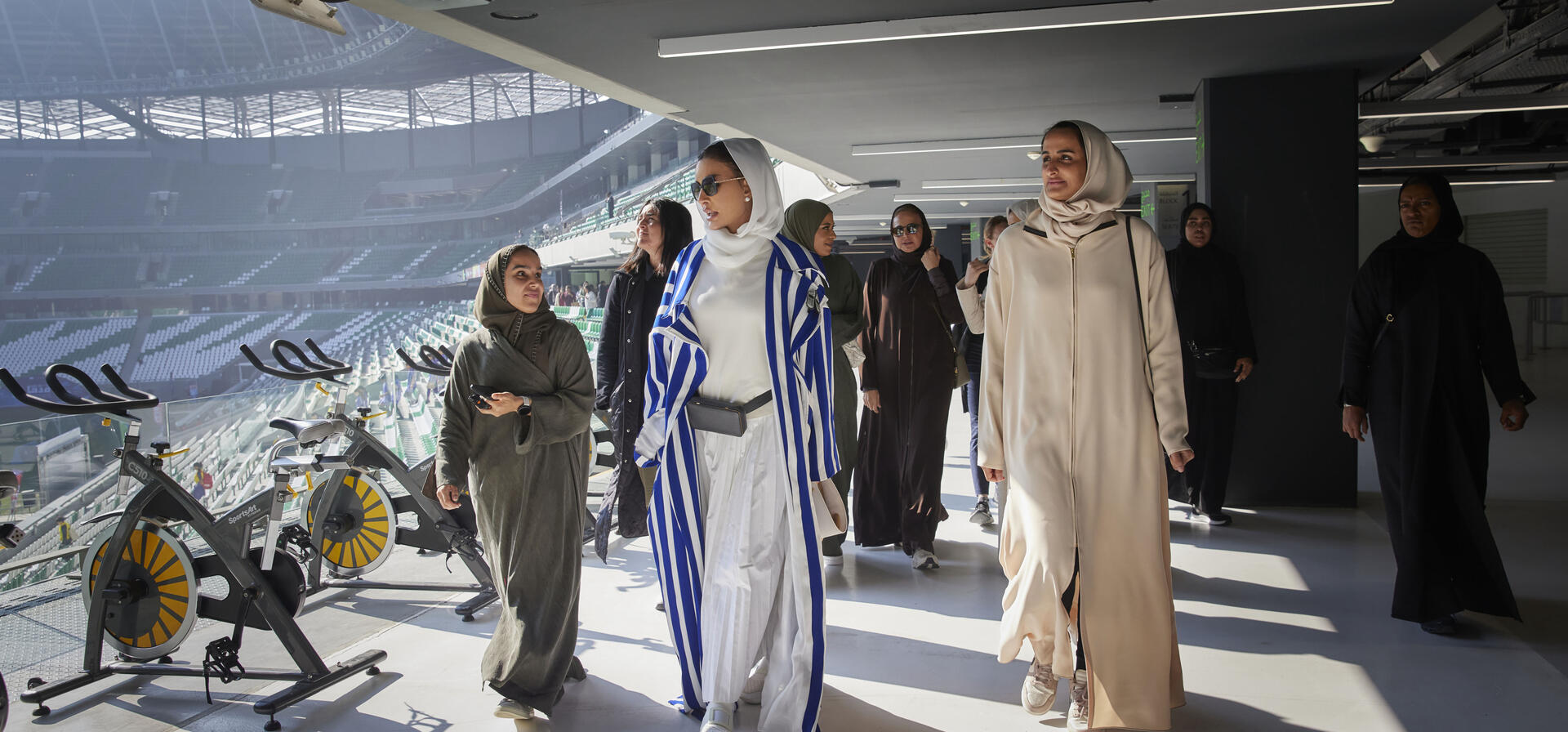 صاحبة السمو الشيخة موزا بنت ناصر تحضر فعاليات اليوم الرياضي للدولة في مؤسسة قطر