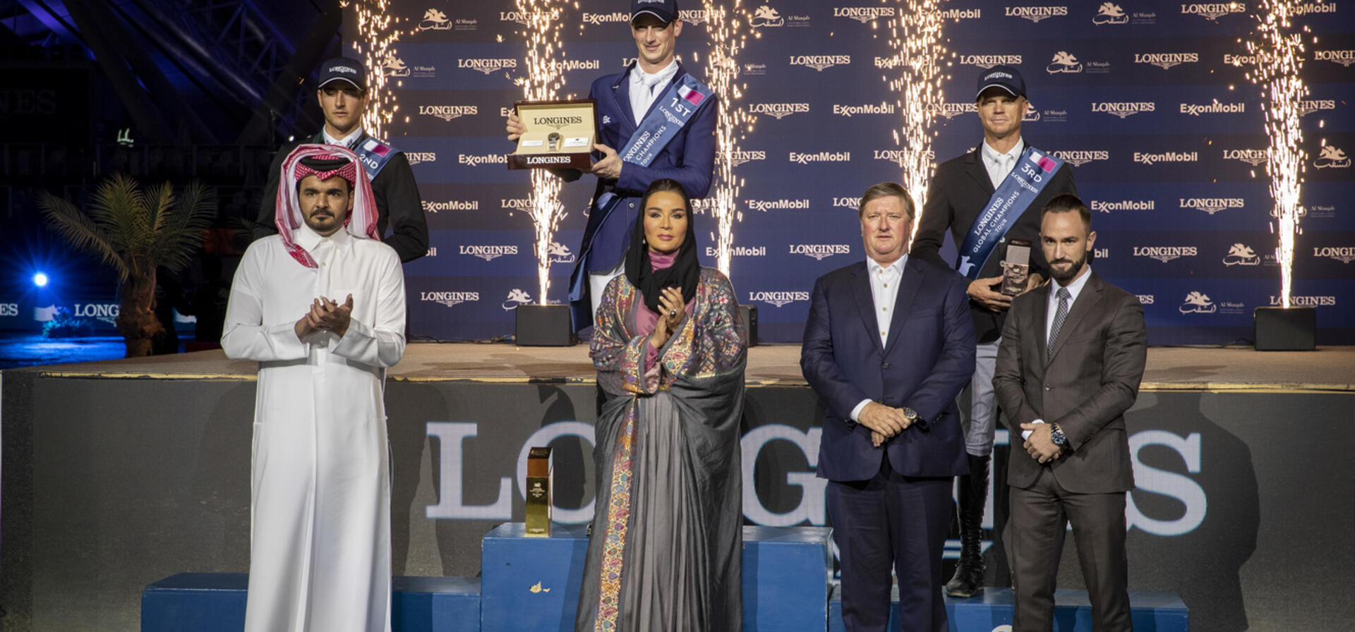 صاحبة السمو تتوج الفائز بلقب الجائزة الكبرى لمنافسات الجولة الأولى من جولات لونجين العالمية